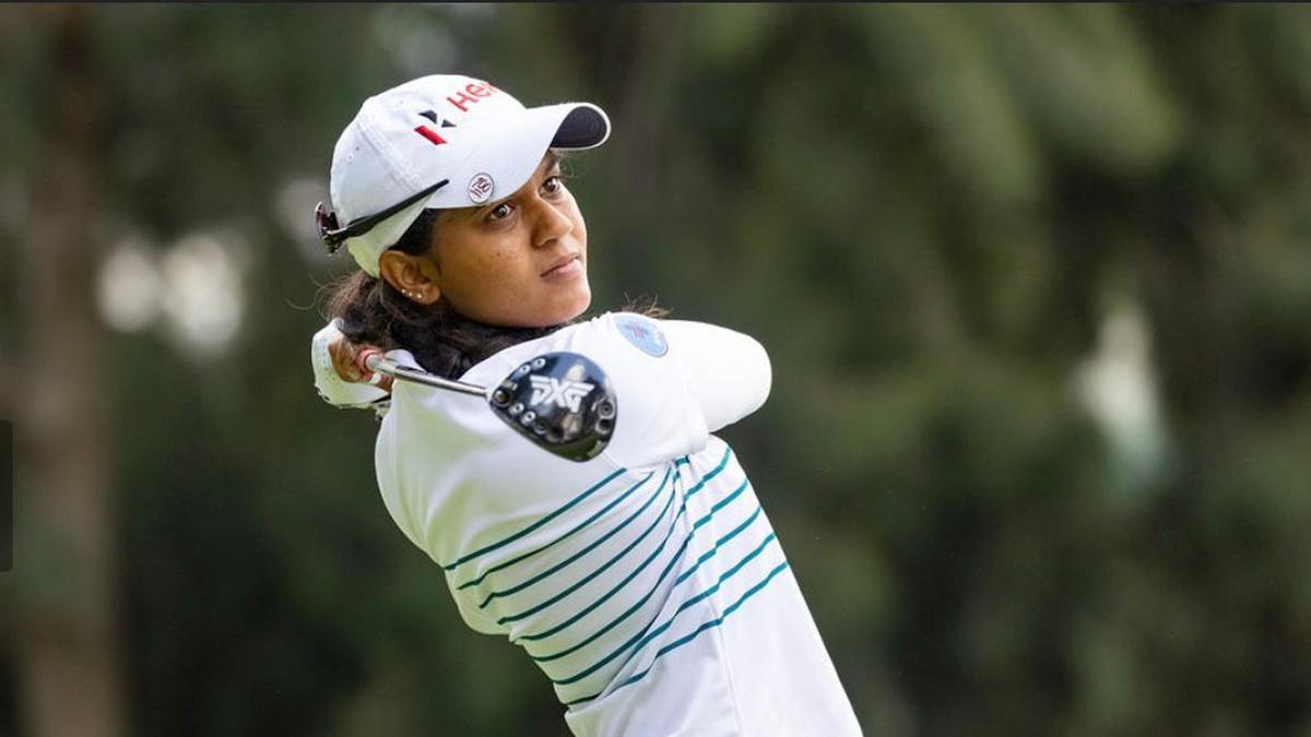 Pranavi Urs Holds Nerve to Stay in Top 10 Hunt at Rain-Hit La Sella Open
